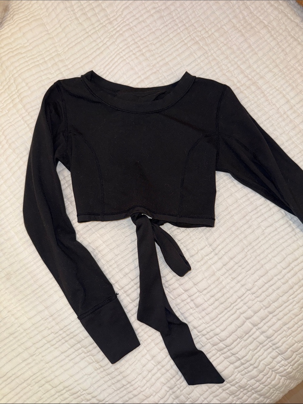 Black Long-Sleeve Tie-Front Crop Top - Brand Unspecified